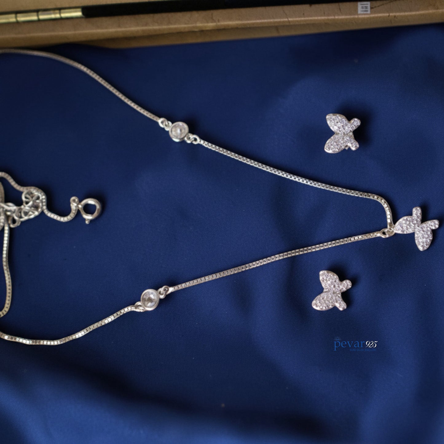Sterling Silver Stylish Butterfly Necklace Set