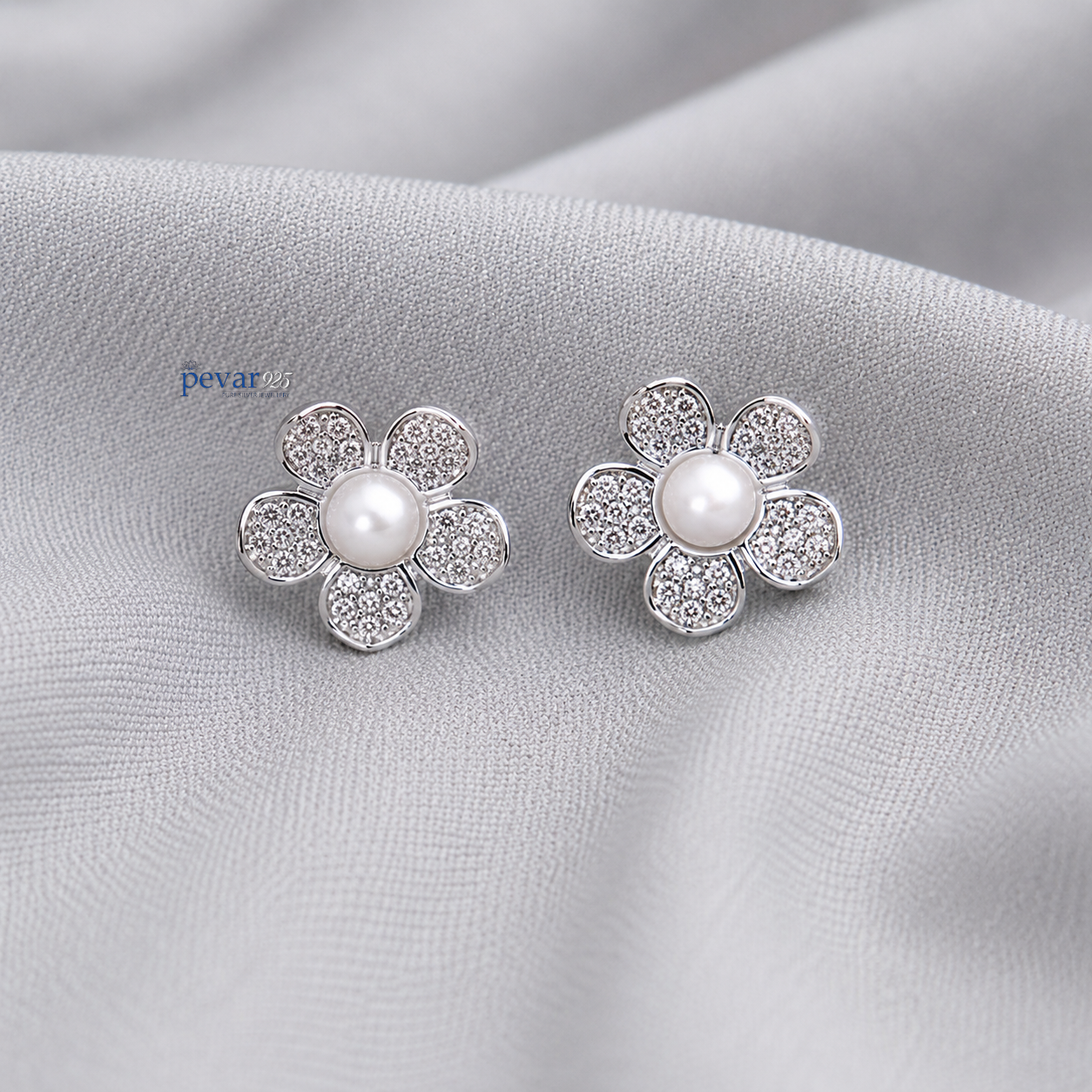 Sterling Sliver White Pearl Flower Earrings
