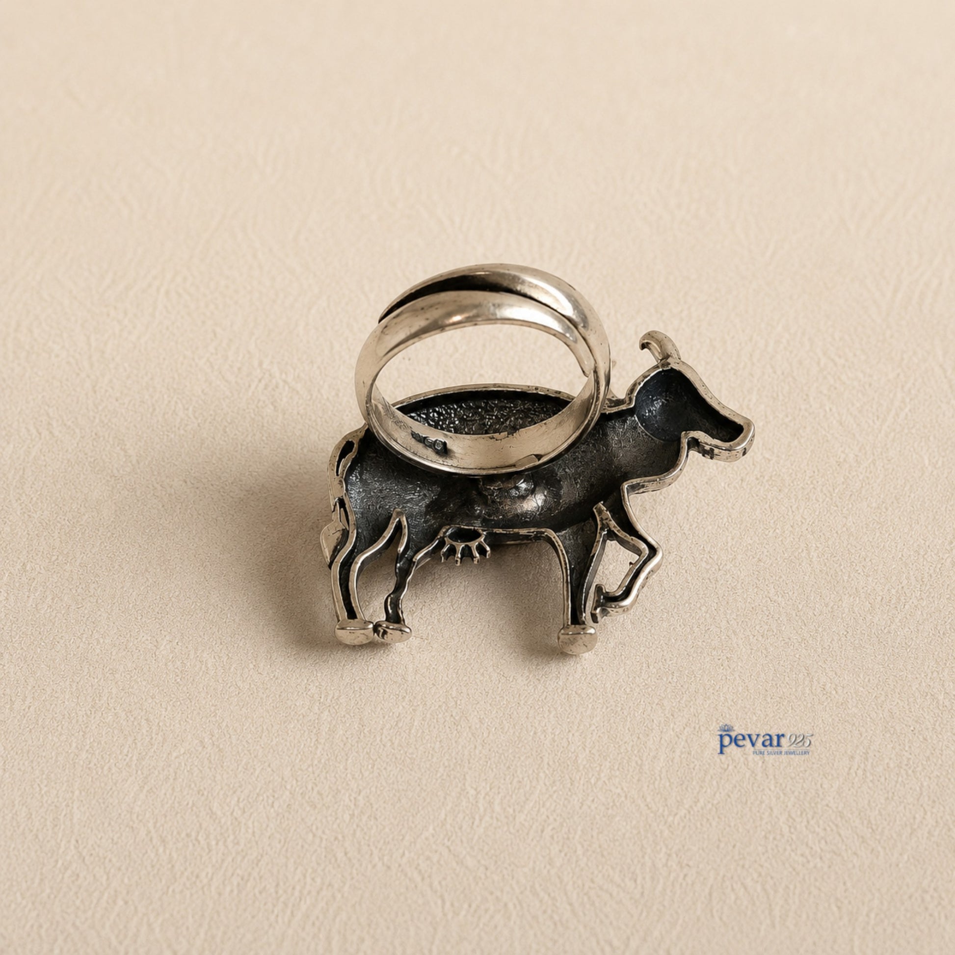 pevar925 handcrafted oxidized sterling silver adjustable ring featuring a detailed sculptural cow motif